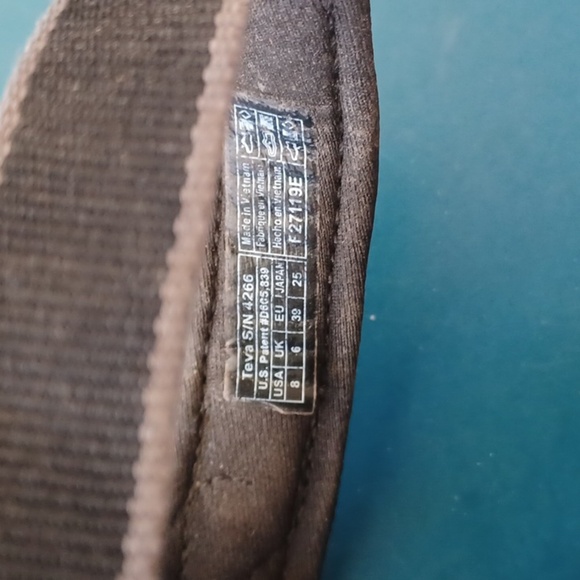 Teva Tirra Sandals, black, size 8 - Picture 5 of 6